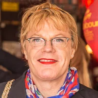 Suzy Eddie Izzard