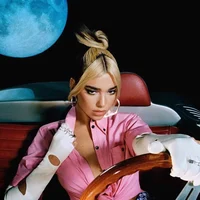 Doble Dua Lipa