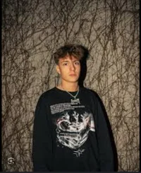 Roomate clix not gay