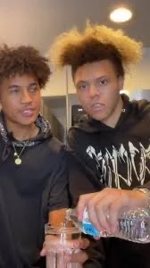 Sky and c0rbo roomat