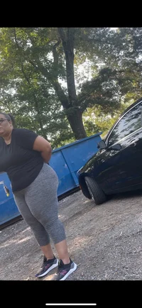 a guy with a hoe mom