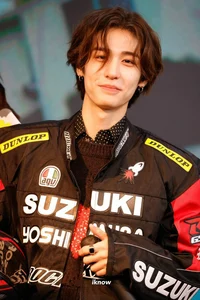 K-pop Male groupchat