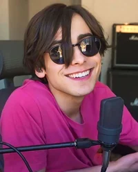 Aidan Gallagher 