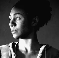 Nora Tlou
