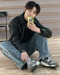 Jeongin 