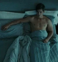Comfort Dick Grayson