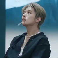 Boyfriend Lee know