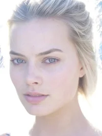 Margot Robbie