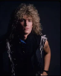 Tommy Thayer-bully