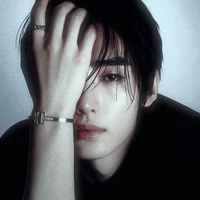 Sunghoon 