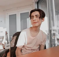 Aidan gallagher