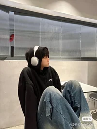 fake tough boyfriend