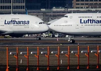 A380 and B747 family