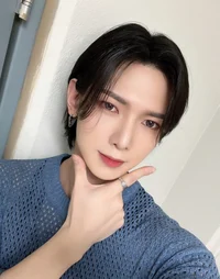 Yeosang 