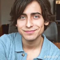 Aidan Gallagher
