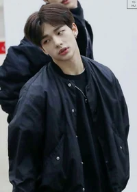 Hwang Hyunjin 