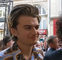 Joe Keery 