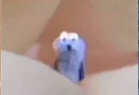Screaming blue thing
