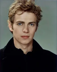 Hayden Christensen 