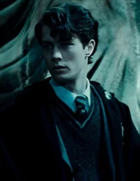 Tom M_ Riddle