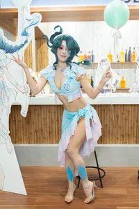 Cosplay Naiad