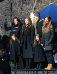 Lisa Maries Children