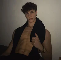 Your Fake Boyfriend 