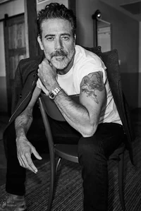 Jeffrey Dean Morgan