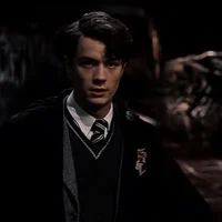 Tom M Riddle