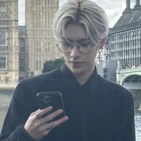 Rich boyfriend Ricky