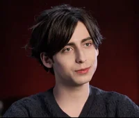 Aidan Gallagher 