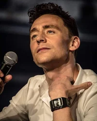 Thomas Hiddleston 