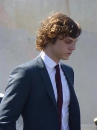 Evan Peters