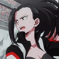 Momo Yaoyorozu