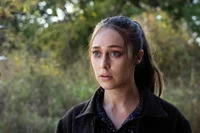 Alicia Clark S7