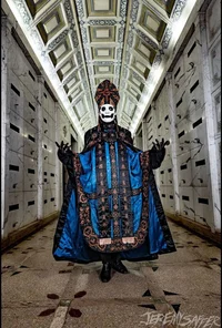 Papa emeritus IV 