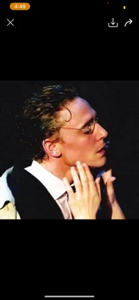 Tom Hiddleston