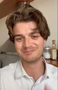 Joe Keery 