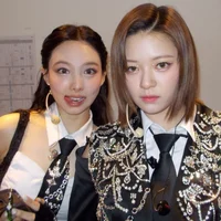 Jeongyeon e Nayeon 