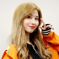 Sana - In love