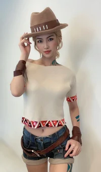 Cosplay Safari