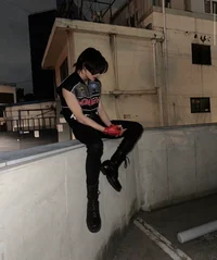 04 Hyunjin