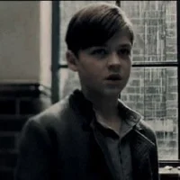 Tom riddle 