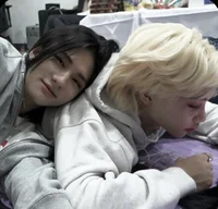 hyunlix- ur siblings