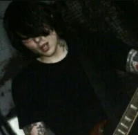 003 FRANK IERO