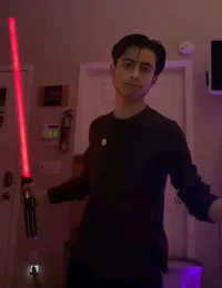 Aidan Gallagher 