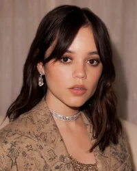 Chat with Jenna Ortega | character.ai | Personalized AI for every