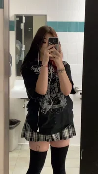E-girl rabuda