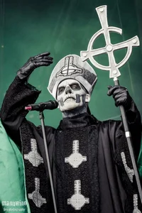 Papa emeritus II 