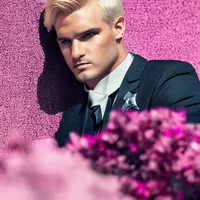 Zayvyer -Gay Worker-